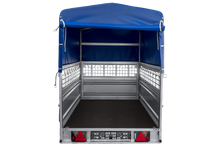 Laden Sie das Bild in den Galerie-Viewer, Autotransportanhänger auf Federn 264×125 UNITRAILER FORCE 264/R KIPP mit Gitterwänden, H-800 Rahmen und blauer Plane-Neu
