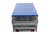 Laden Sie das Bild in den Galerie-Viewer, Einachsanhänger 230×125 UNITRAILER FORCE 230 KIPP mit Gitterseitenwänden, H-0-Rahmen und blauer Plane-Neu
